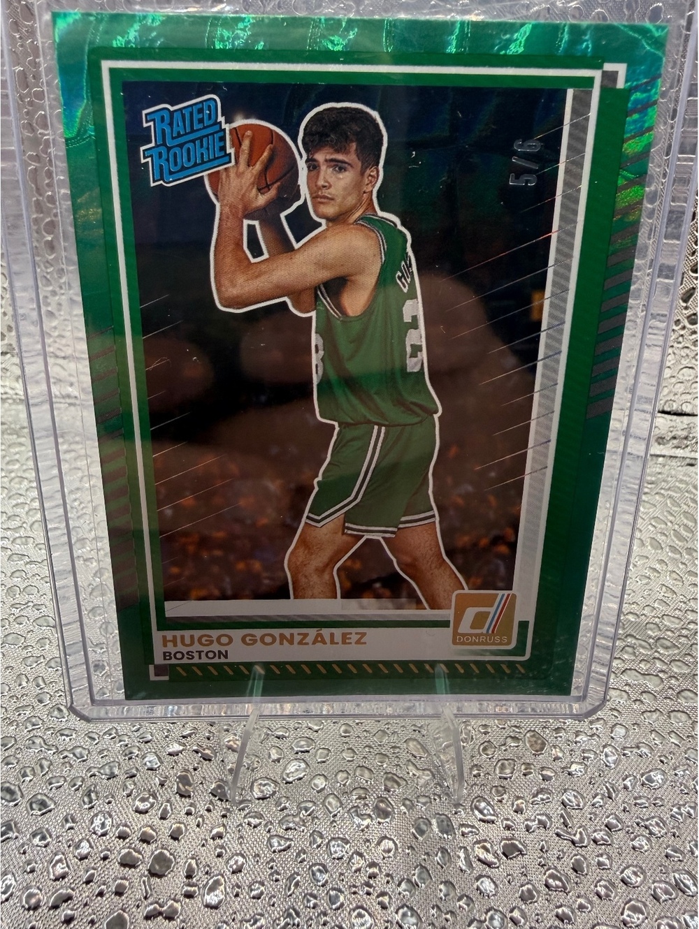 Hugo Gonzalez Rated Rookie FOTL Green /6 – 2025-26 Donruss Celtics RC